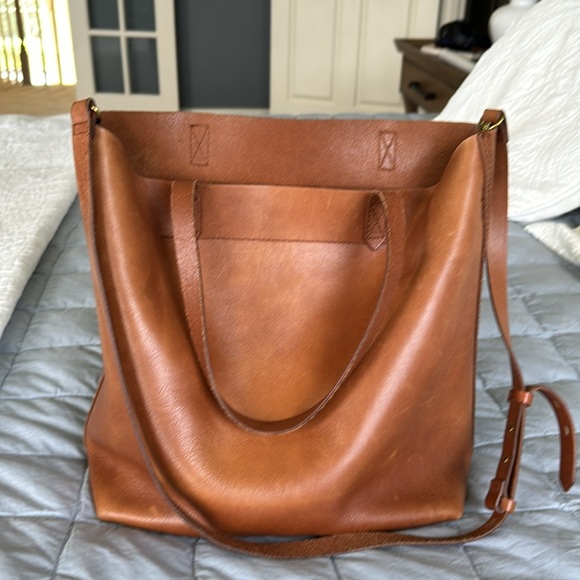 MADEWELL Leather Tote - Picture 3 of 5